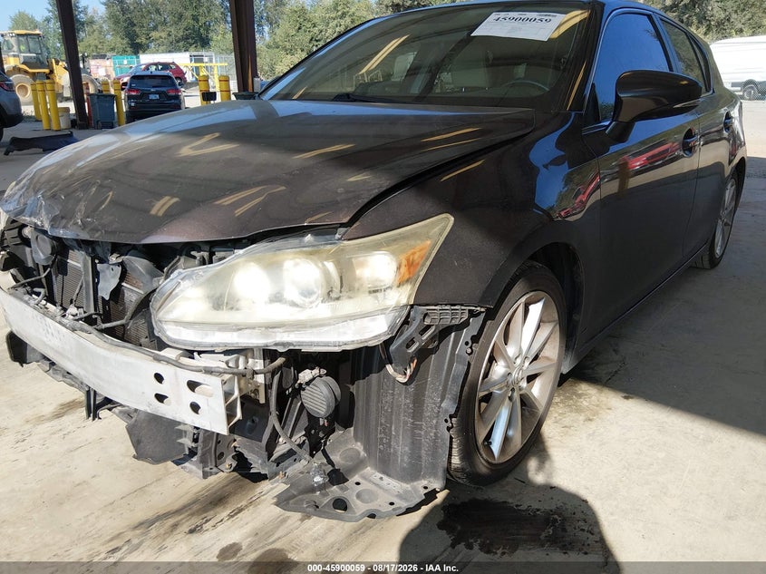2013 LEXUS CT 200H auction photo 6