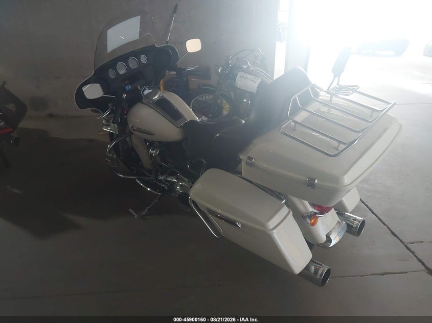 HARLEY-DAVIDSON FLHTP 2022