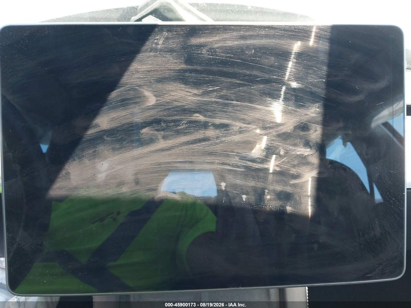 TESLA MODEL 3 - zdjęcie 18