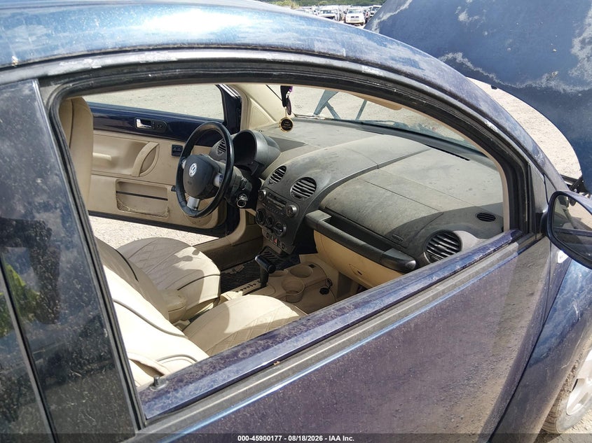 2001 VOLKSWAGEN NEW BEETLE auction photo 6