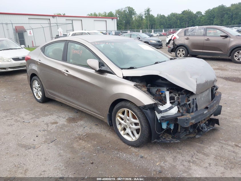 2013 HYUNDAI ELANTRA auction photo 1