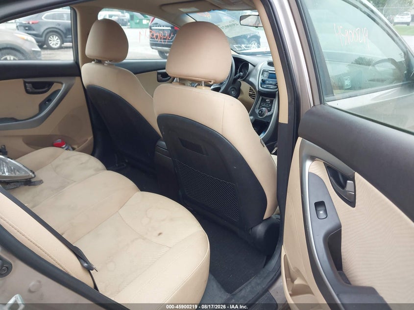 2013 HYUNDAI ELANTRA auction photo 8
