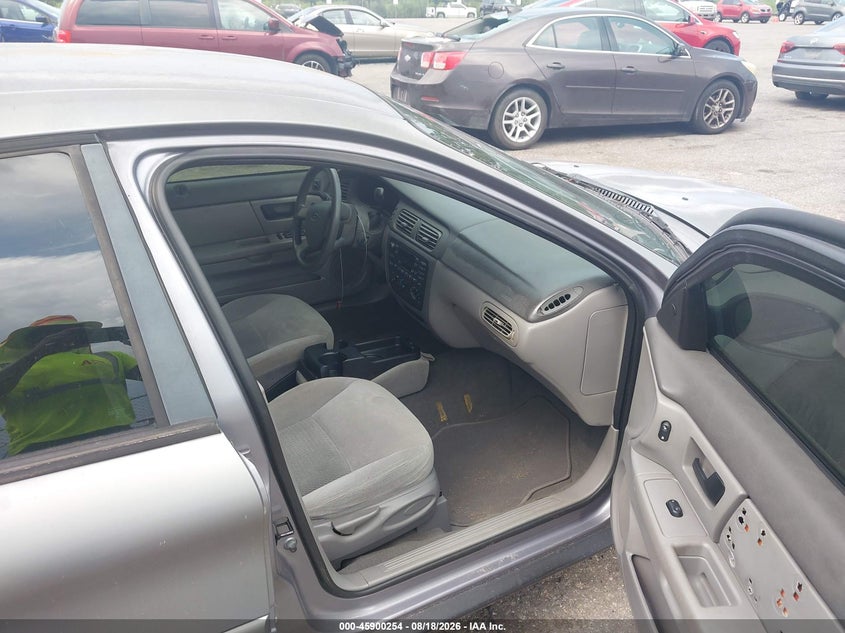 2006 FORD TAURUS auction photo 5