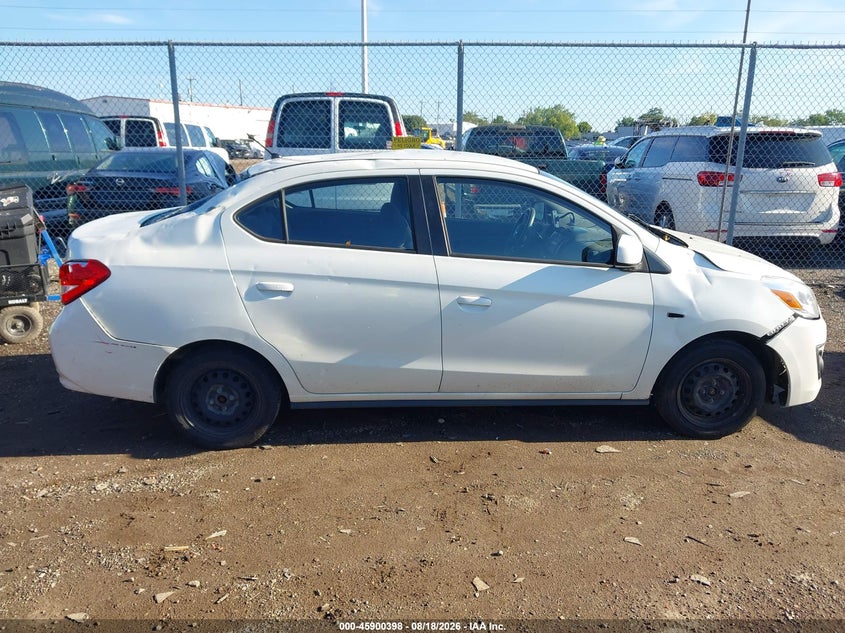 2019 MITSUBISHI MIRAGE G4 ES · Фото 13