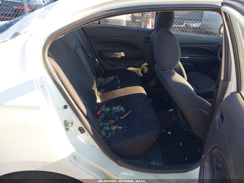2019 MITSUBISHI MIRAGE G4 ES · Фото 8