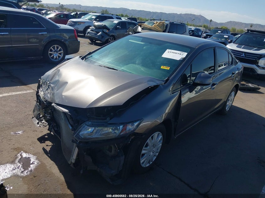 2013 Honda Civic, Front End, IAAI, VIN 19XFB2F56DE044732 — photo 2