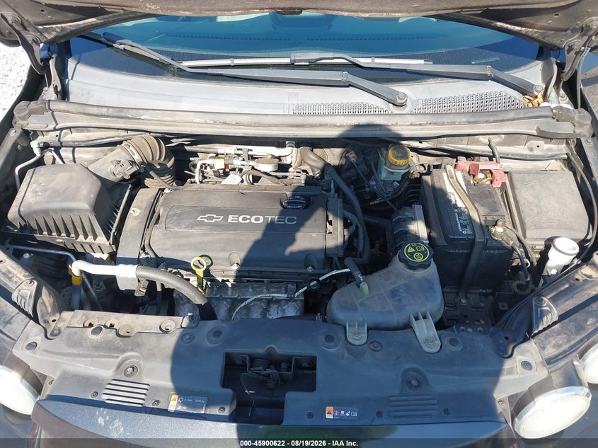 Photo 10 - CHEVROLET SONIC