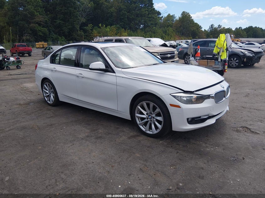 2013 BMW 328I — zdjęcie z aukcji