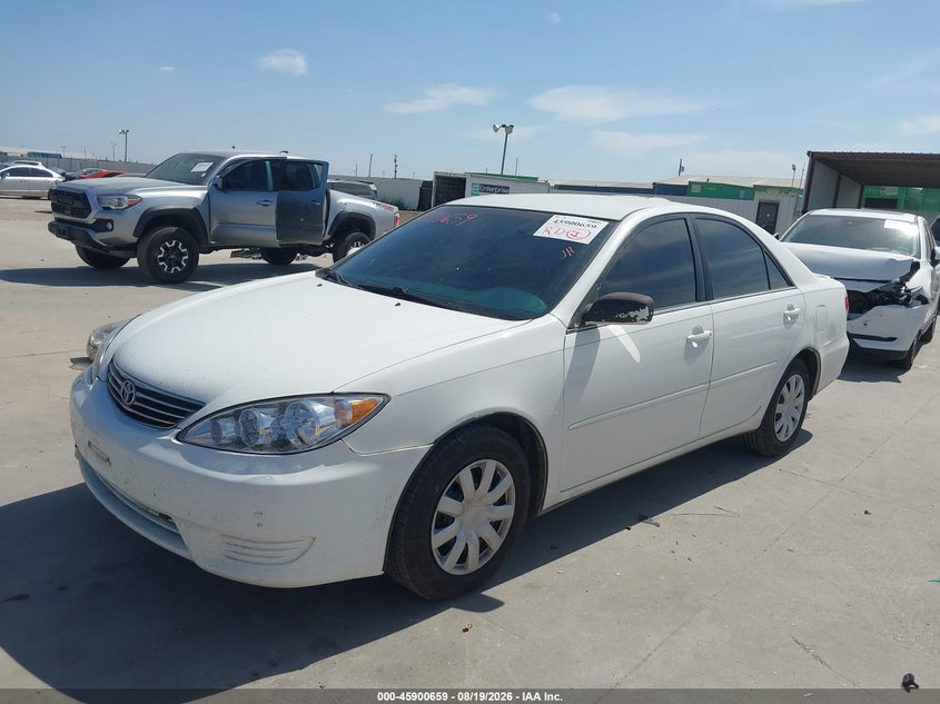 2005 Toyota Camry Le, Удар сзади, IAAI, VIN 4T1BE32KX5U627021 — фото 2