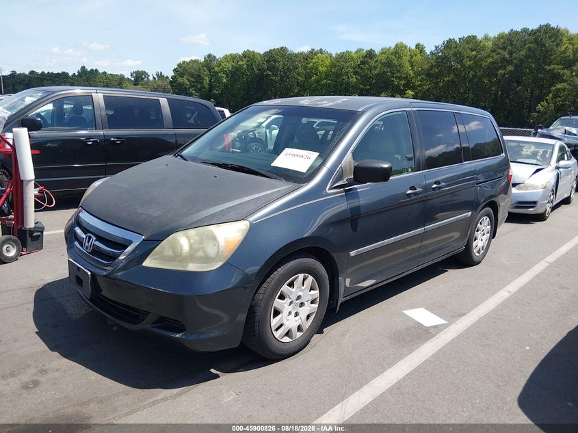 2005 Honda Odyssey, Normal Wear & Tear, IAAI, VIN 5FNRL382X5B096122 — photo 2