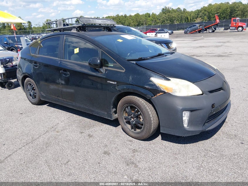 2014 TOYOTA PRIUS auction photo 1