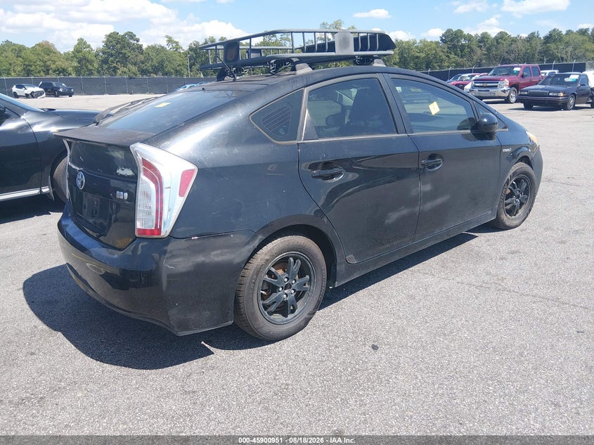 2014 TOYOTA PRIUS auction photo 4