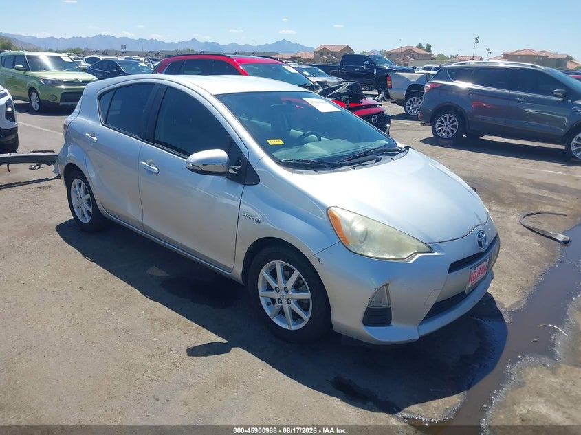 2013 TOYOTA PRIUS C auction photo 1