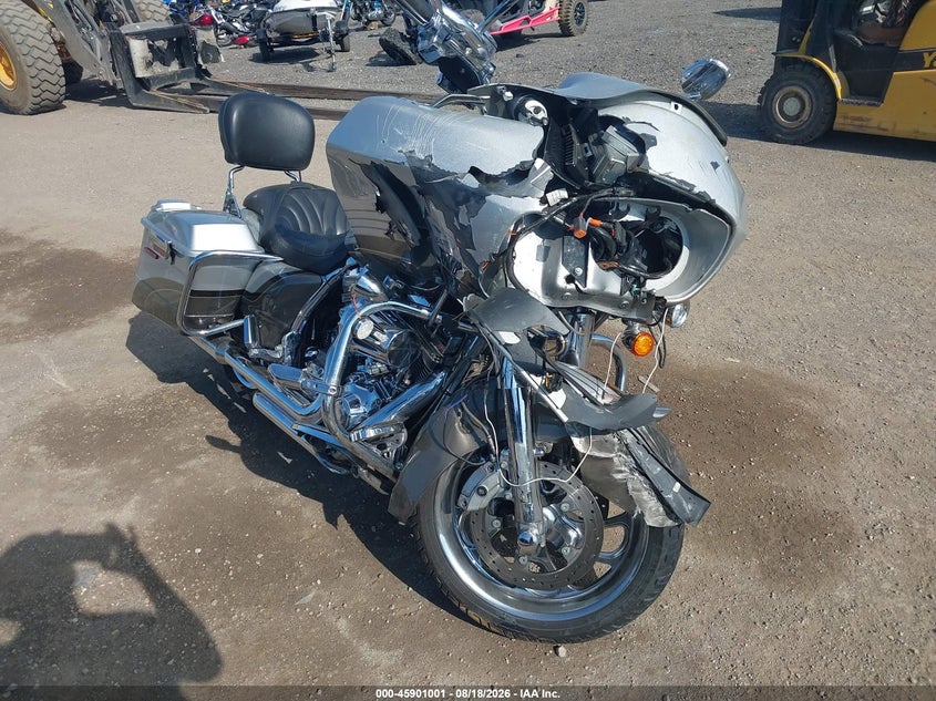 HARLEY-DAVIDSON FLTRSE3 2009