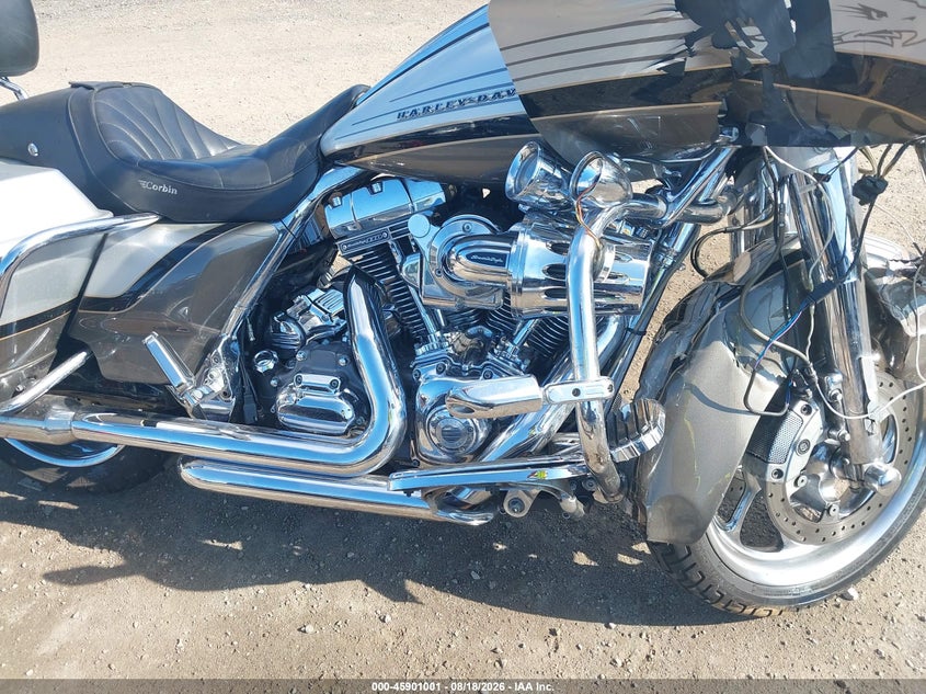 HARLEY-DAVIDSON FLTRSE3 2009
