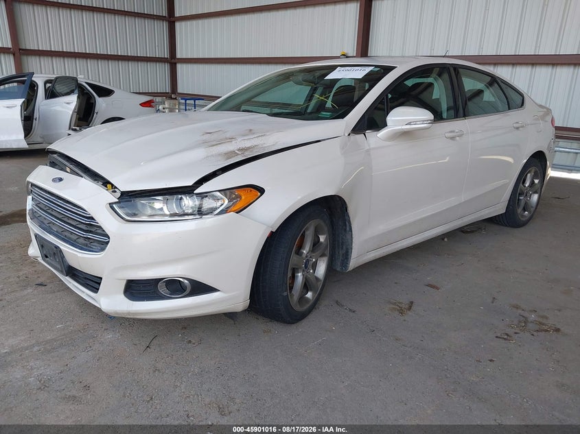 2013 Ford Fusion, Right Front, IAAI, VIN 3FA6P0HR0DR133376 — photo 2