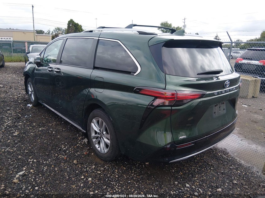 2024 TOYOTA SIENNA auction photo 3