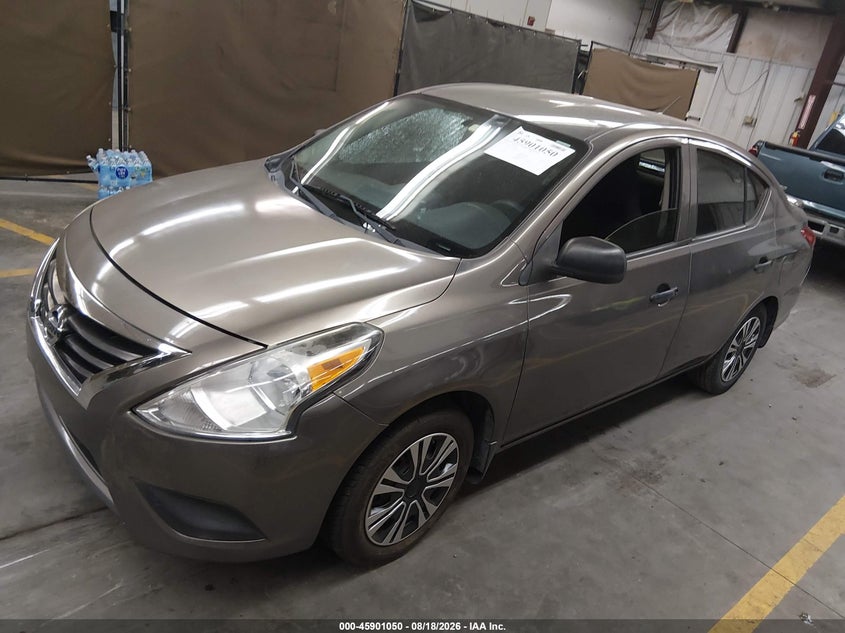 2015 Nissan Versa, Right Side, IAAI, VIN 3N1CN7AP1FL954645 — photo 2