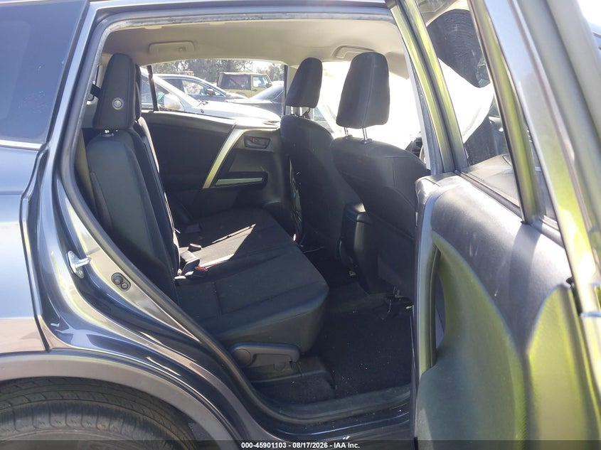 2018 TOYOTA RAV4 auction photo 8