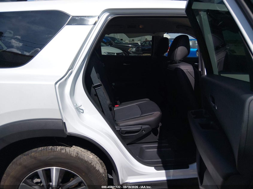 2026 NISSAN PATHFINDER auction photo 8