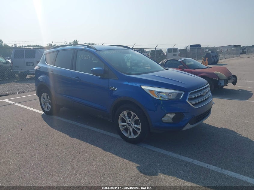 Vin: 1fmcu0gd9jub40483, lot: 46400208, ford escape se 20181