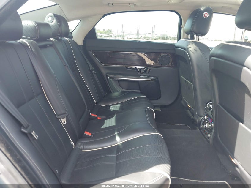 Фото 8 - JAGUAR XJ
