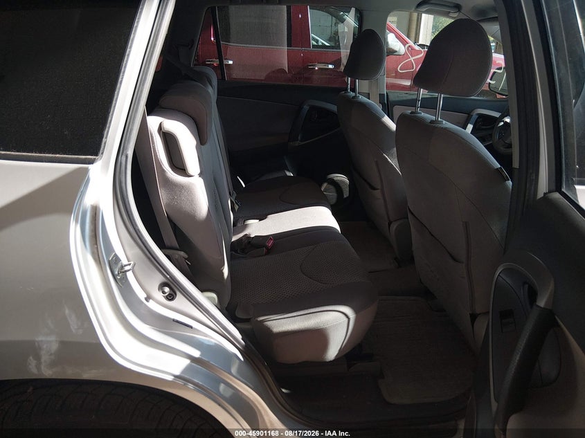 2007 TOYOTA RAV4 auction photo 8
