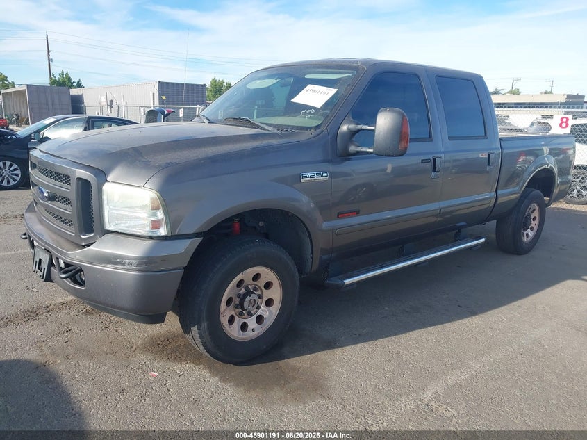 2005 Ford F250, Пошкодження двигуна, IAAI, VIN 1FTSW21P35EA71654 — фото 2