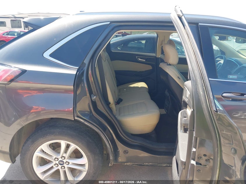 2019 FORD EDGE auction photo 8