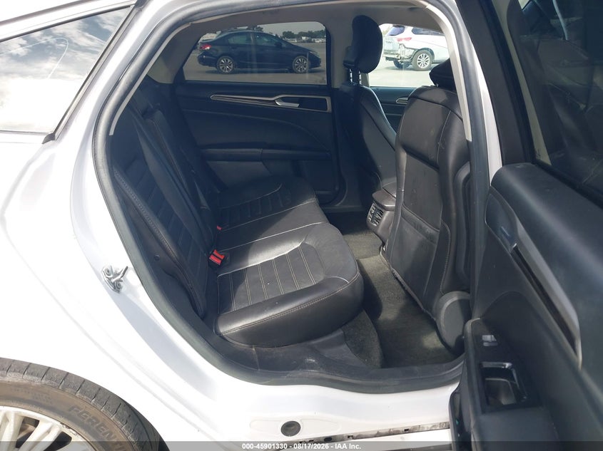 2016 FORD FUSION ENERGI auction photo 8