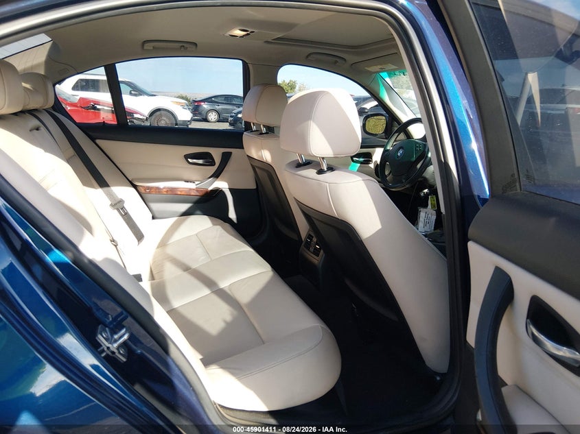 2011 BMW 328I auction photo 8