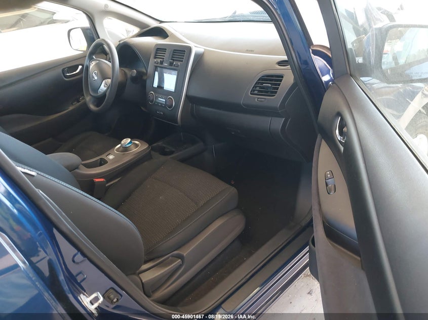 2016 NISSAN LEAF auction photo 5