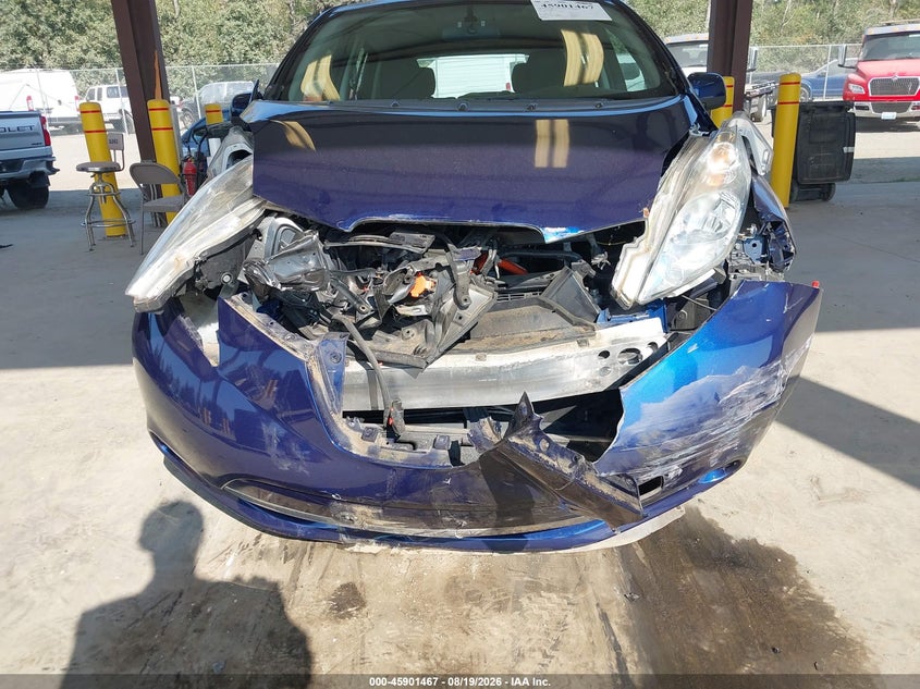2016 NISSAN LEAF auction photo 6