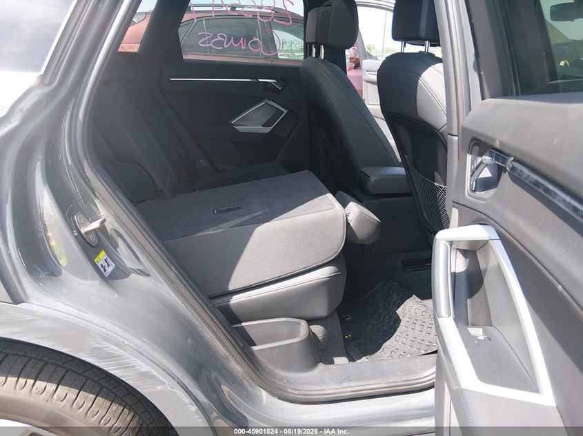 AUDI Q3 2020 VIN WA1AECF34L1069923