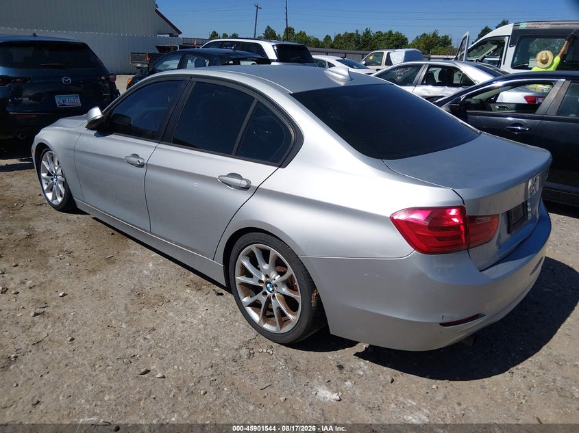 2014 BMW 320I auction photo 3