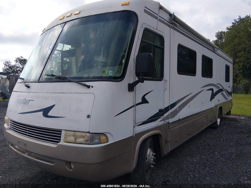 1999 Ford F550, Flood, IAAI, VIN 3FCMF53S6XJA35709 — photo 2