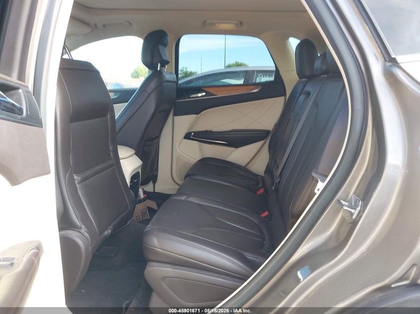 LINCOLN MKC 2016 VIN 5LMCJ2C90GUJ21946