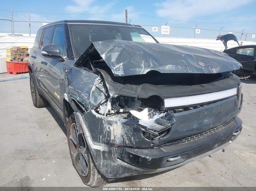 RIVIAN R1S 2023 VIN 7PDSGABA8PN009096