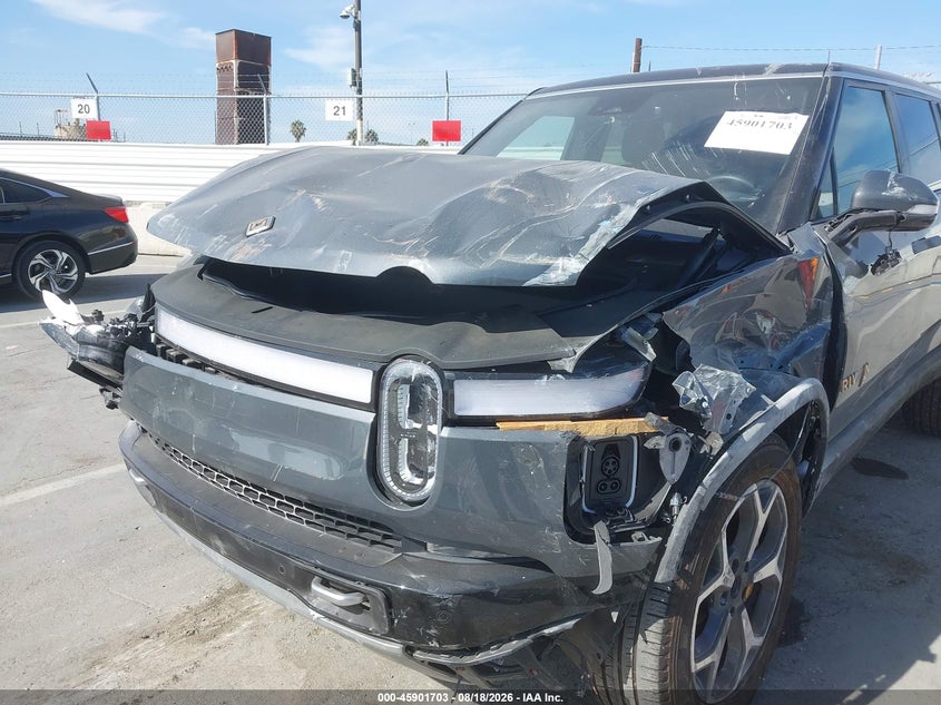 RIVIAN R1S 2023 VIN 7PDSGABA8PN009096