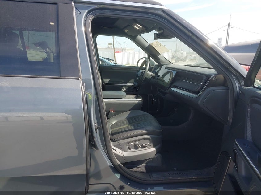 2023 RIVIAN R1S auction photo 5