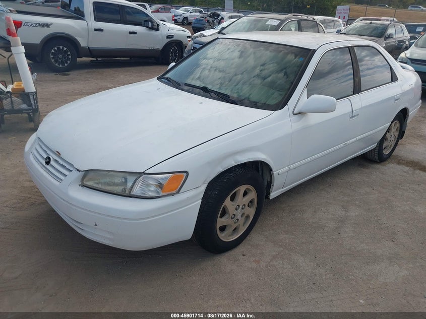 1999 TOYOTA CAMRY auction photo 2