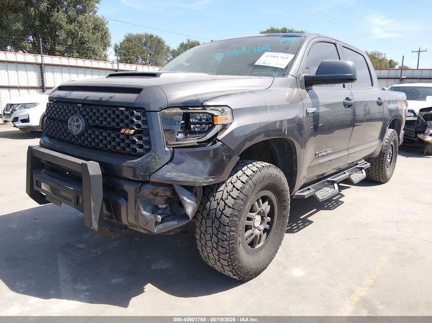 TOYOTA TUNDRA - zdjęcie 2