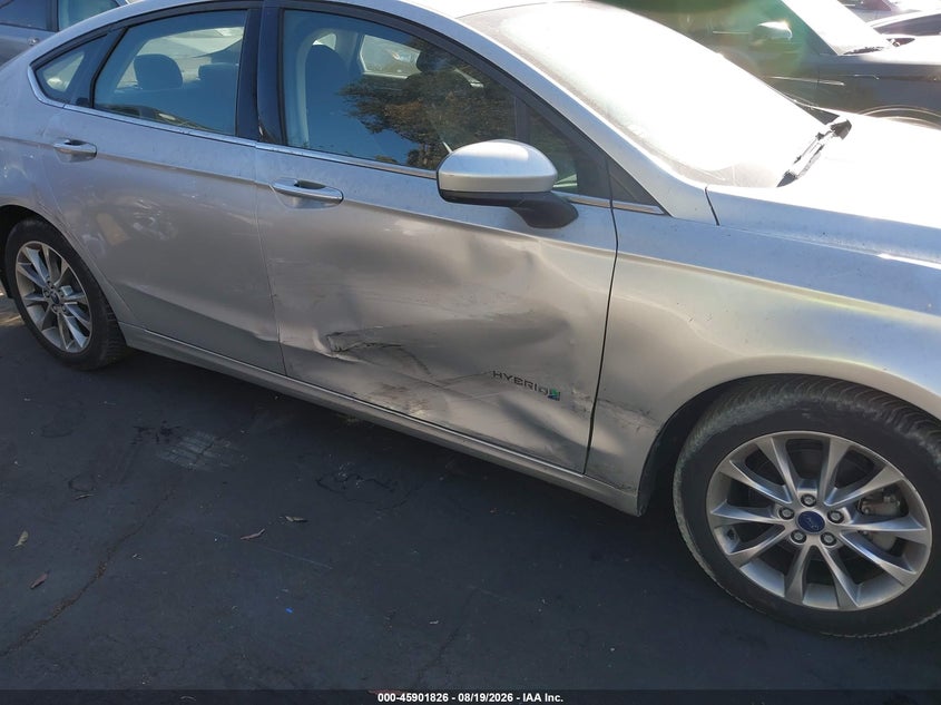 2017 FORD FUSION HYBRID auction photo 6