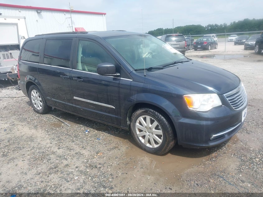 2014 CHRYSLER TOWN & COUNTRY auction photo 1