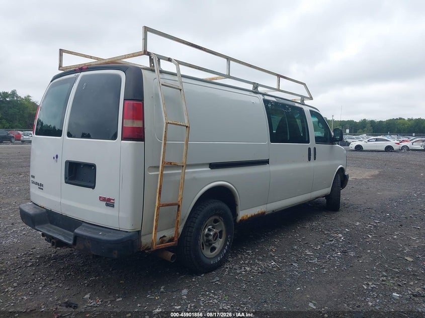 2011 GMC SAVANA 2500 auction photo 4