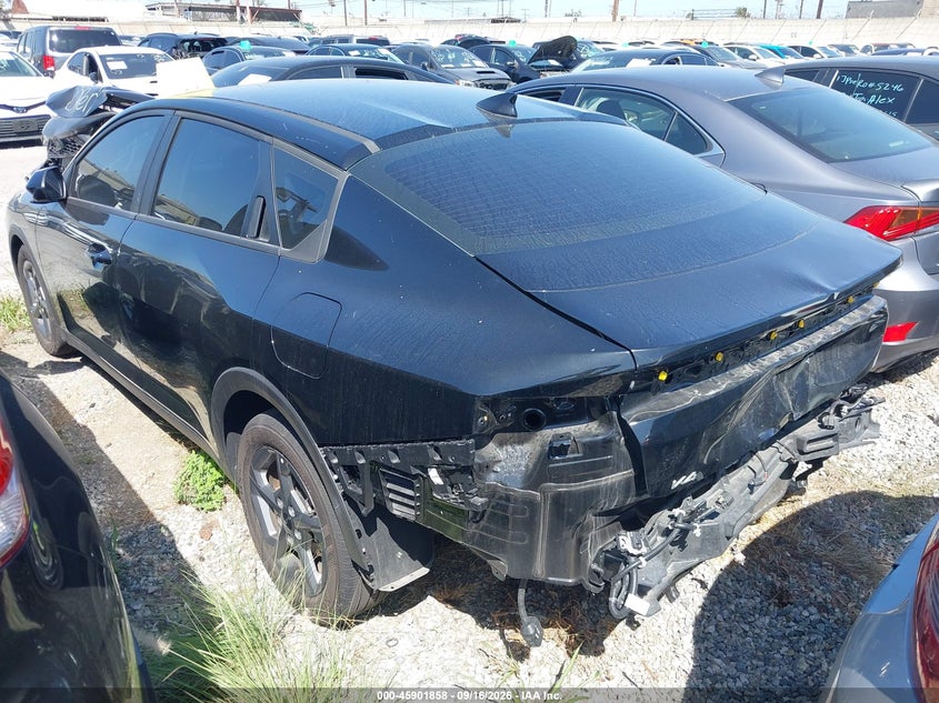 2025 KIA K4 auction photo 3