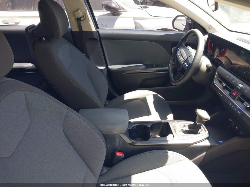 2025 KIA K4 auction photo 5