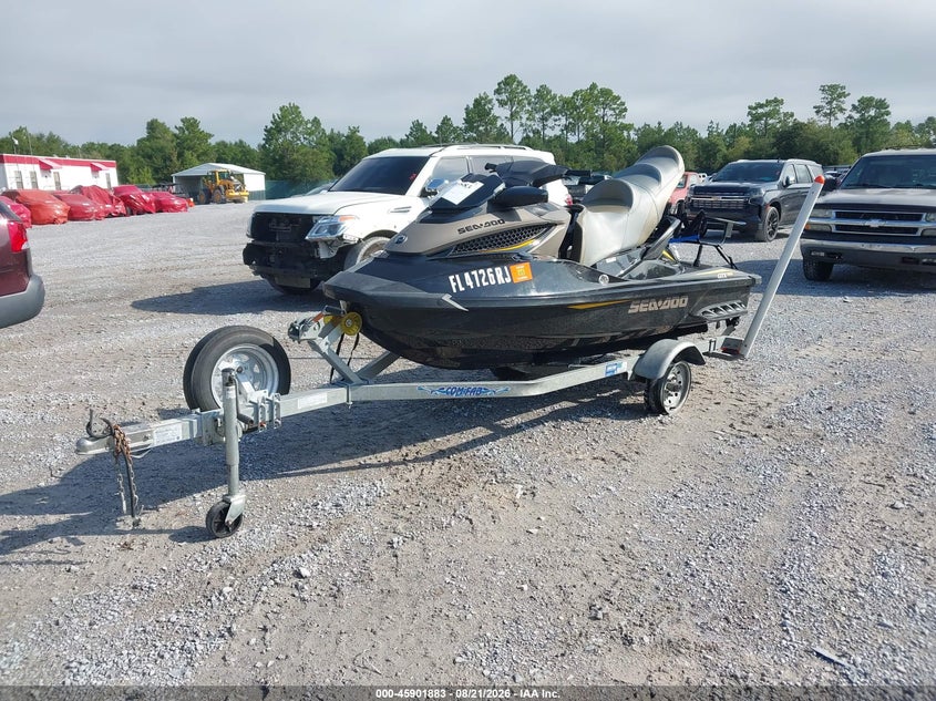 2017 SEADOO GTX 155 auction photo 2