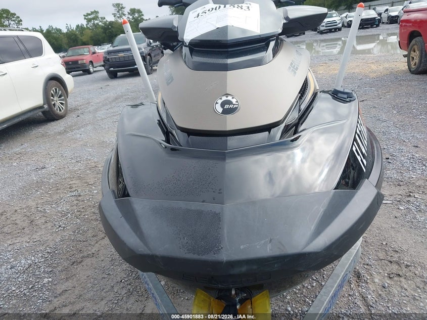 2017 SEADOO GTX 155 auction photo 6