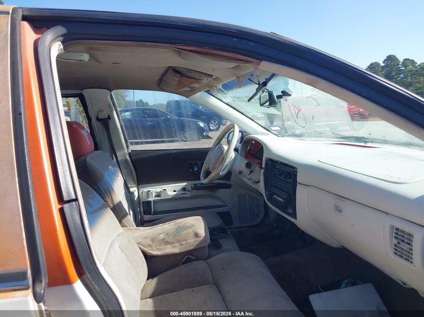 1996 CHEVROLET CAPRICE / IMPALA auction photo 5